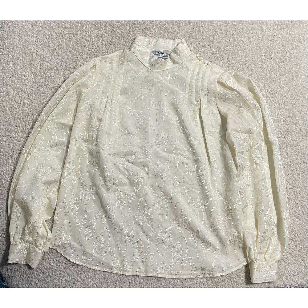 VTG Stitches 11 Mock Neck Pleated Button Shoulder Top Ivory Academia Cottagecore
